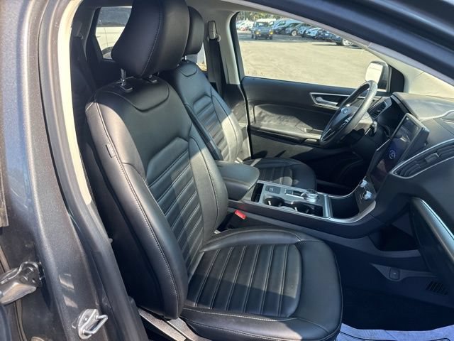 Certified 2022 Ford Edge SEL w/ Convenience Package AWD/4WD image 11