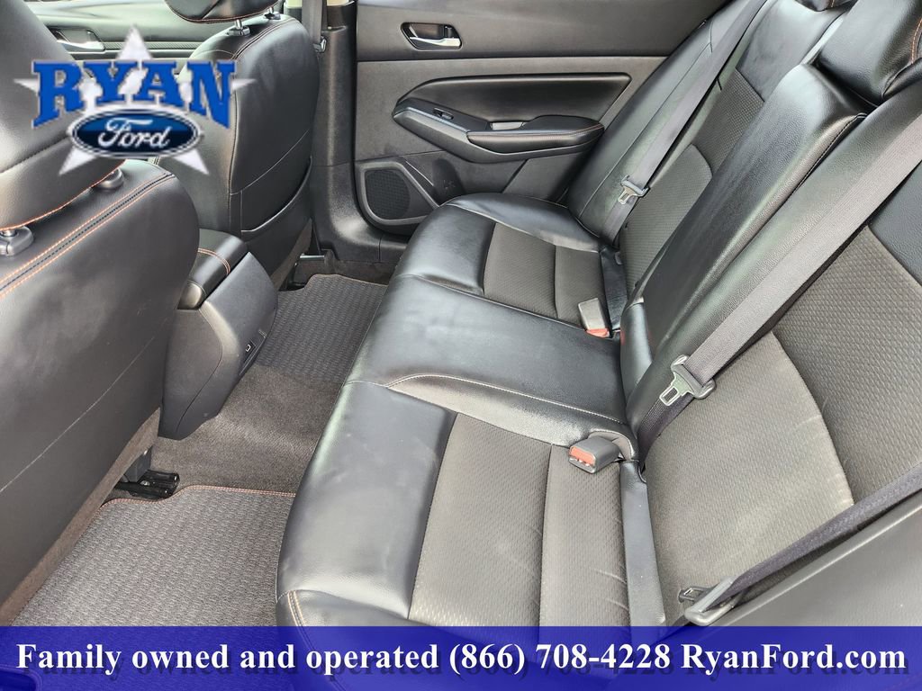 Used 2022 Nissan Altima 2.5 SR w/ Midnight Edition Package FWD image 20