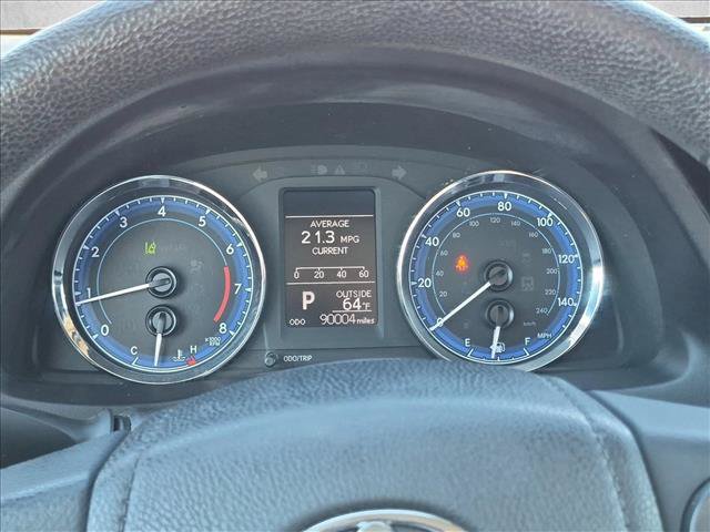 Used 2017 Toyota Corolla LE w/ Carpet Mat Package (TMS) FWD image 11
