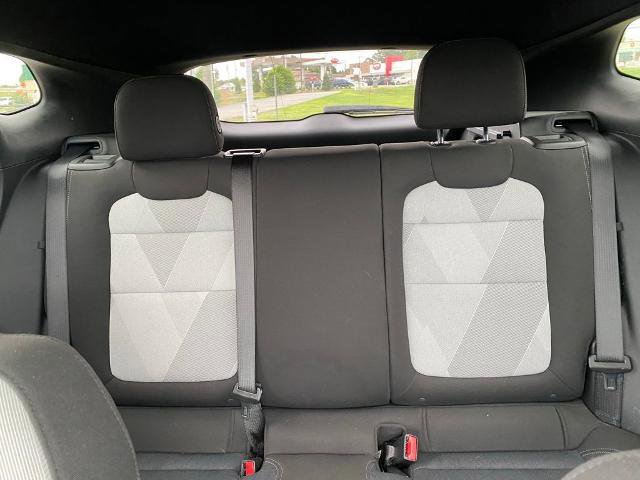 Used 2024 Chevrolet Trax RS w/ Sunroof Package FWD image 28