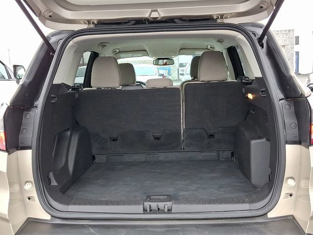 Certified 2018 Ford Escape SE w/ Ford Safe & Smart Package image 28