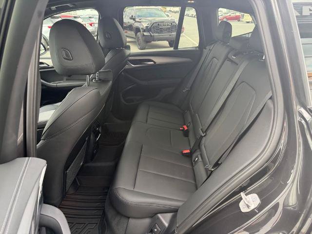 Used 2021 BMW X3 xDrive30e w/ M Sport Package AWD/4WD image 12