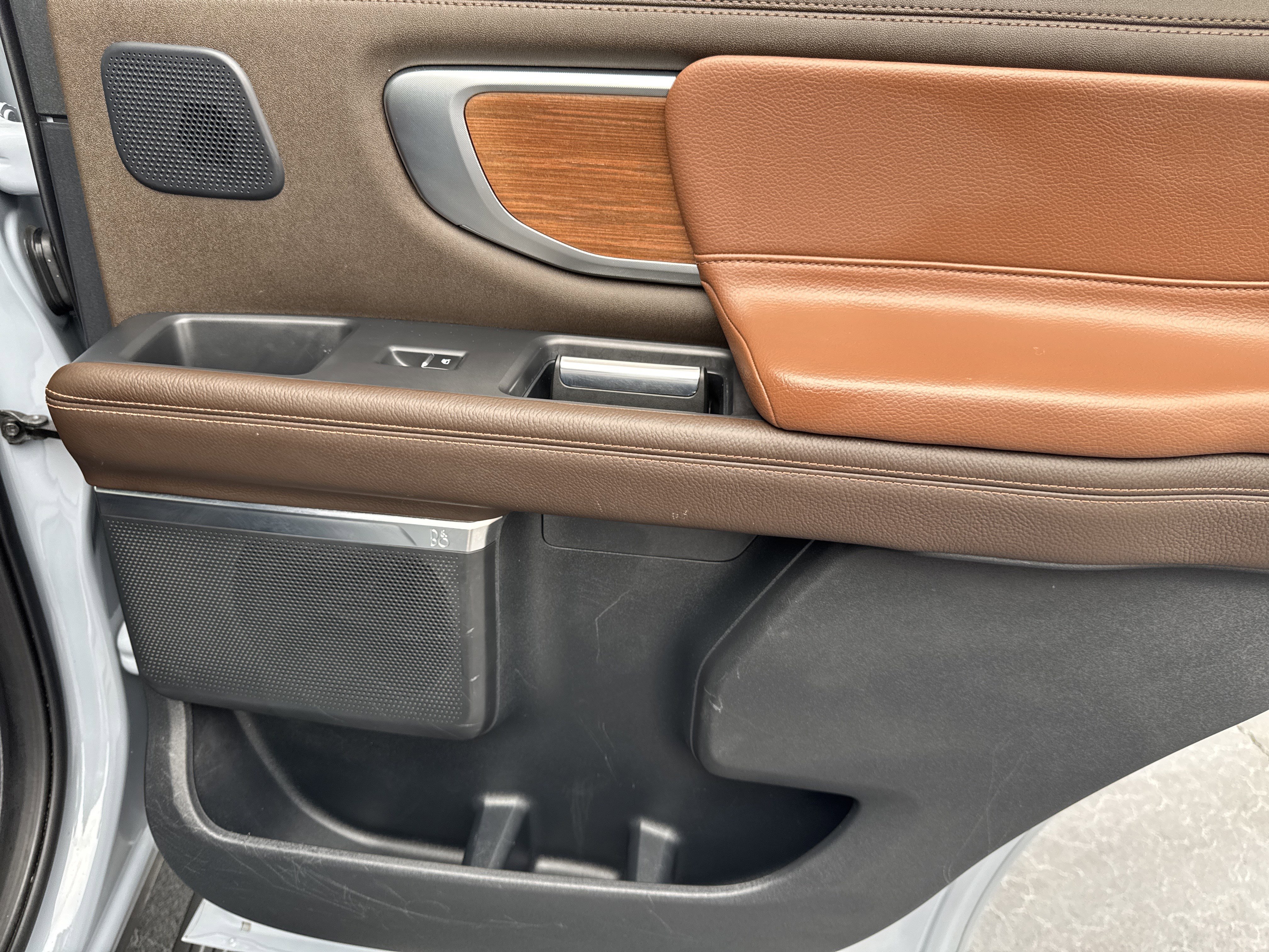 Certified 2025 Ford Expedition King Ranch image 16