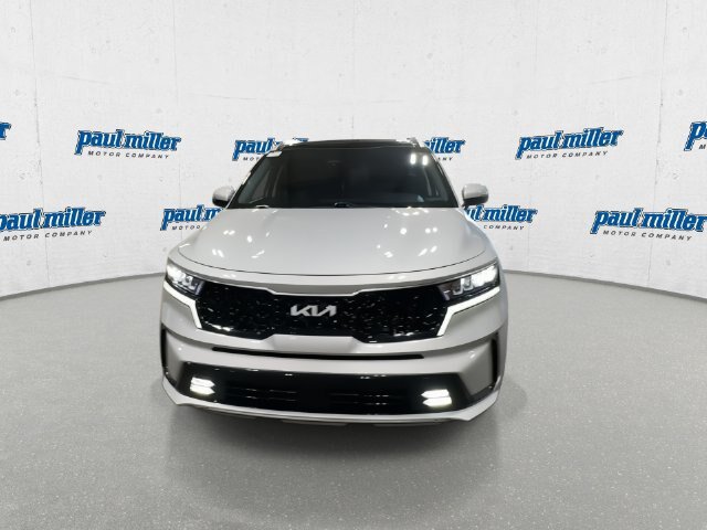 Used 2024 Kia Sorento EX w/ Panoramic Sunroof Package AWD/4WD image 4