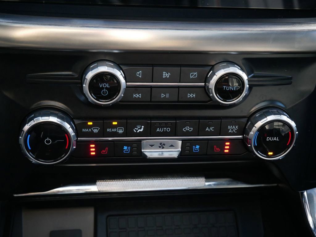 Certified 2023 Ford F150 Lariat w/ Equipment Group 502A High image 22