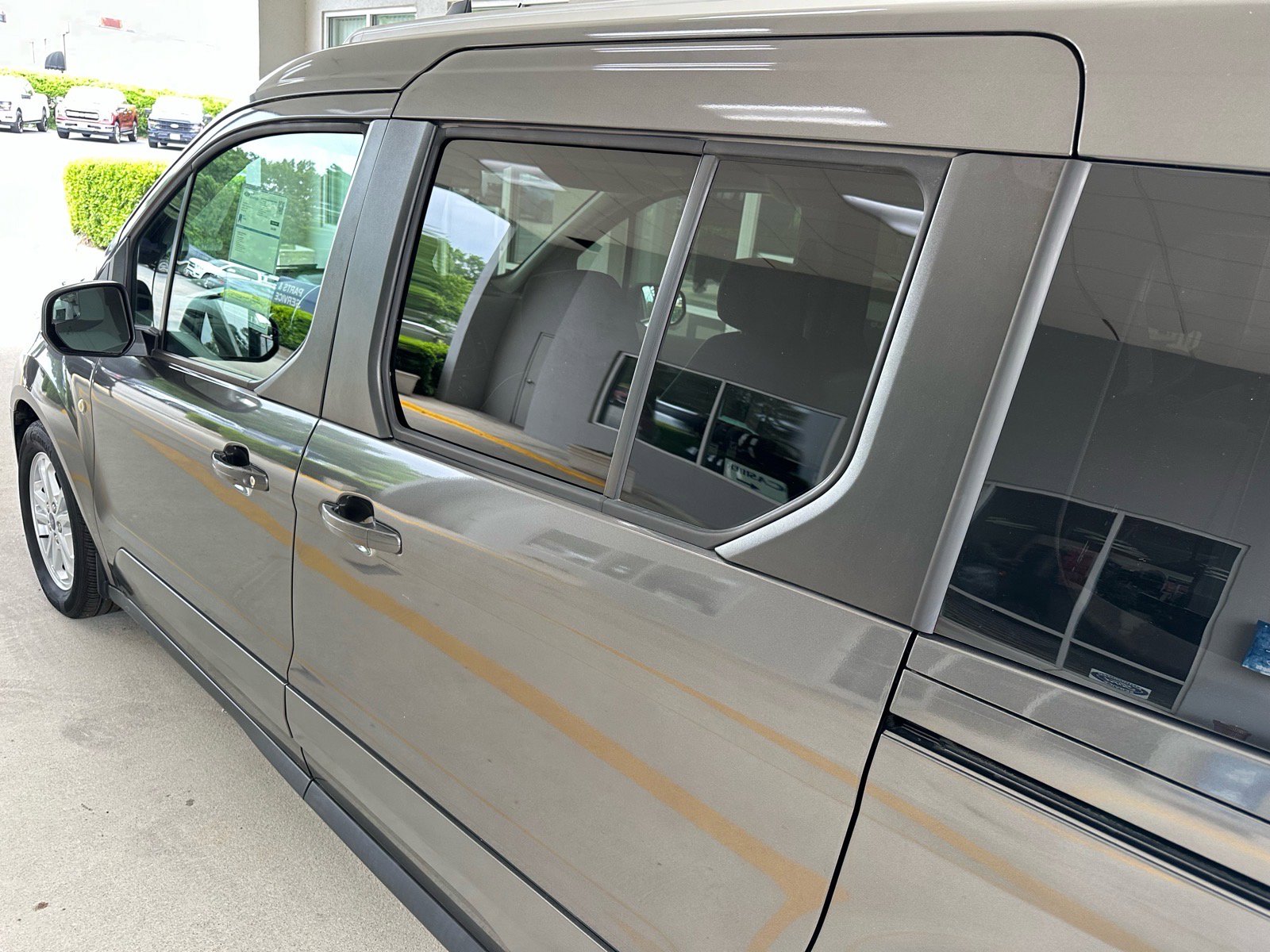 Certified 2019 Ford Transit Connect XLT FWD image 12