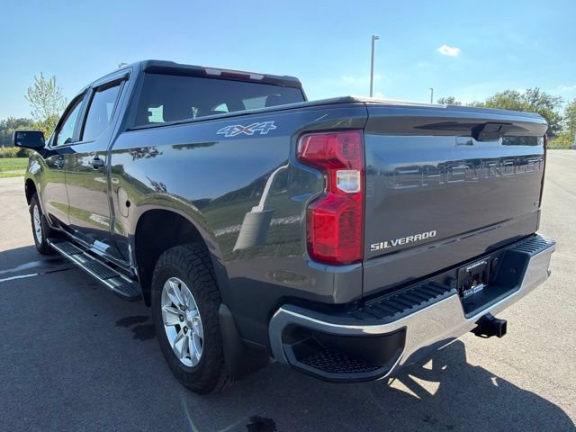 Used 2020 Chevrolet Silverado 1500 LT w/ LT 2.7L Value Package AWD/4WD image 13