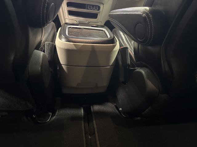 Used 2024 Chrysler Pacifica Touring-L image 27