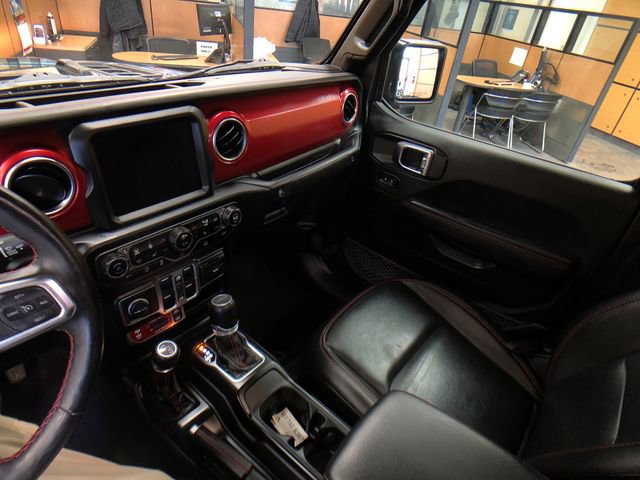 Used 2023 Jeep Gladiator Rubicon w/ Cold Weather Group image 19