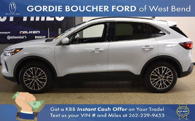 Certified 2026 Ford Escape SE FWD image 2