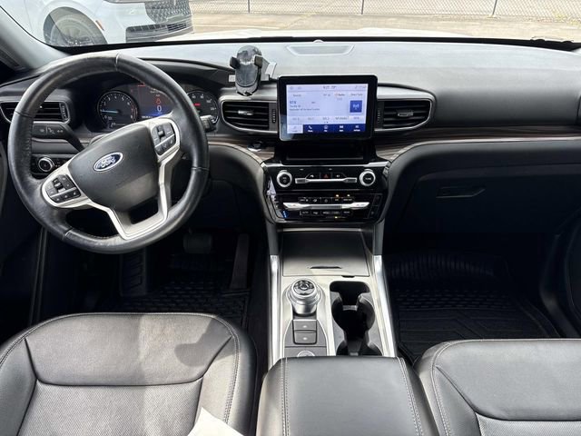Certified 2023 Ford Explorer Limited AWD/4WD image 17