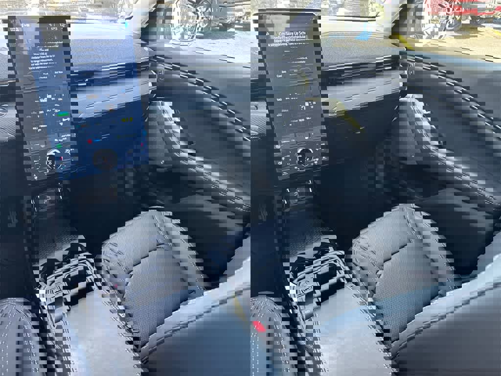 Certified 2025 Ford Mustang Mach-E Premium image 22