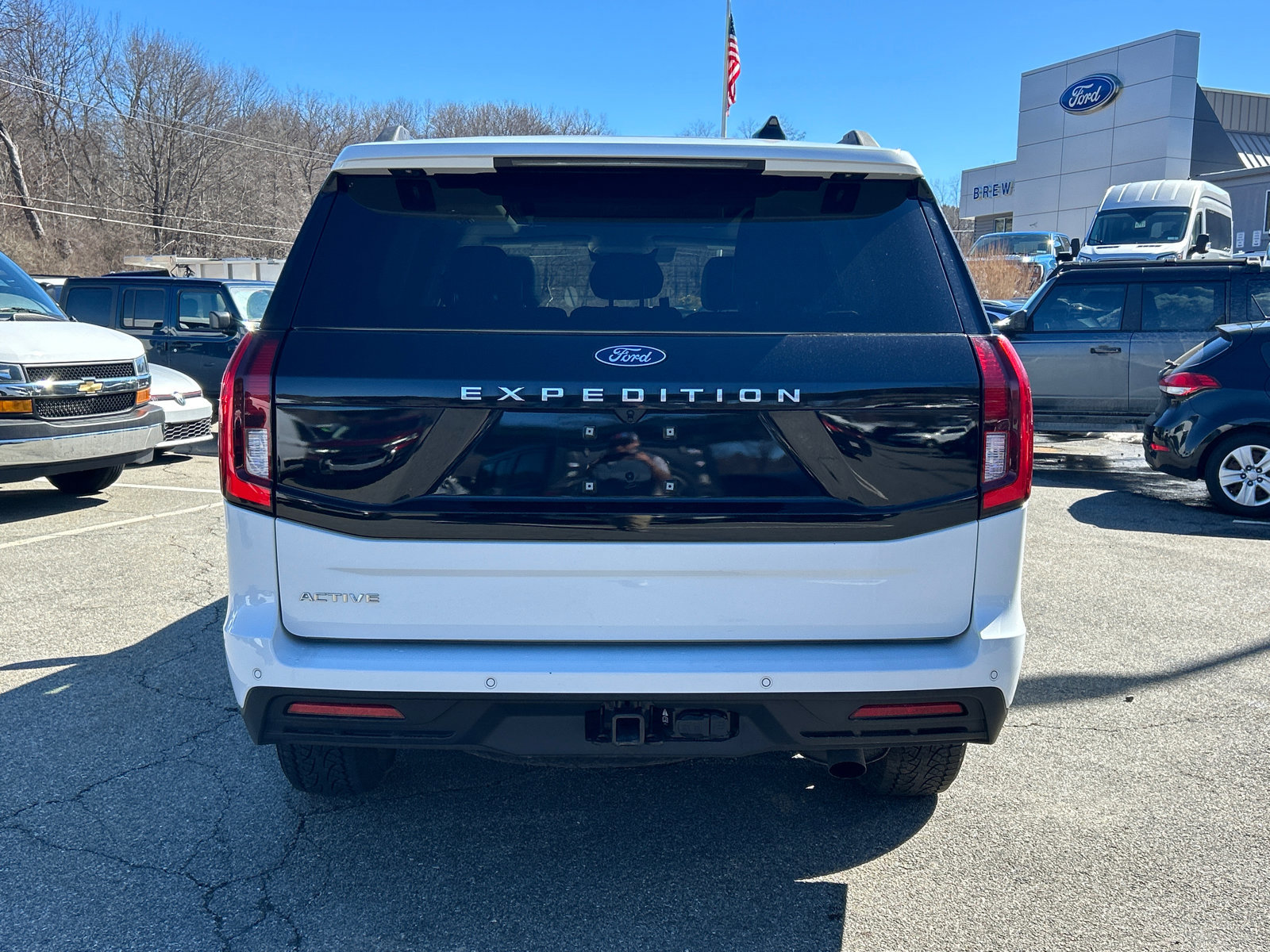 Certified 2025 Ford Expedition Active AWD/4WD image 3