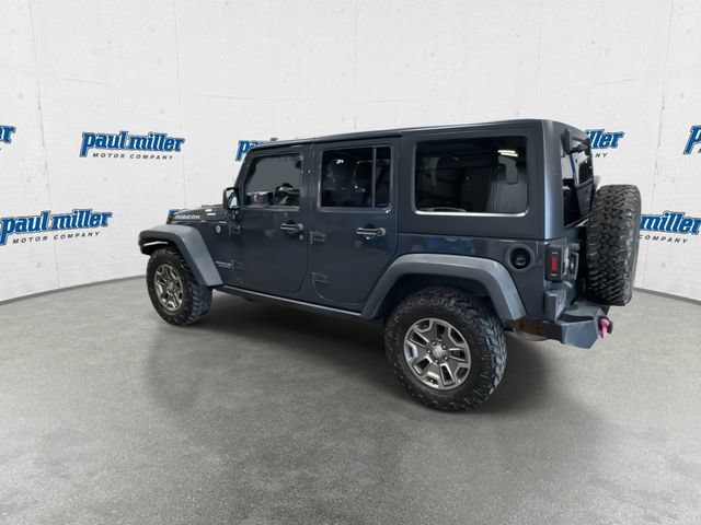 Used 2017 Jeep Wrangler Unlimited Rubicon w/ Connectivity Group AWD/4WD image 8