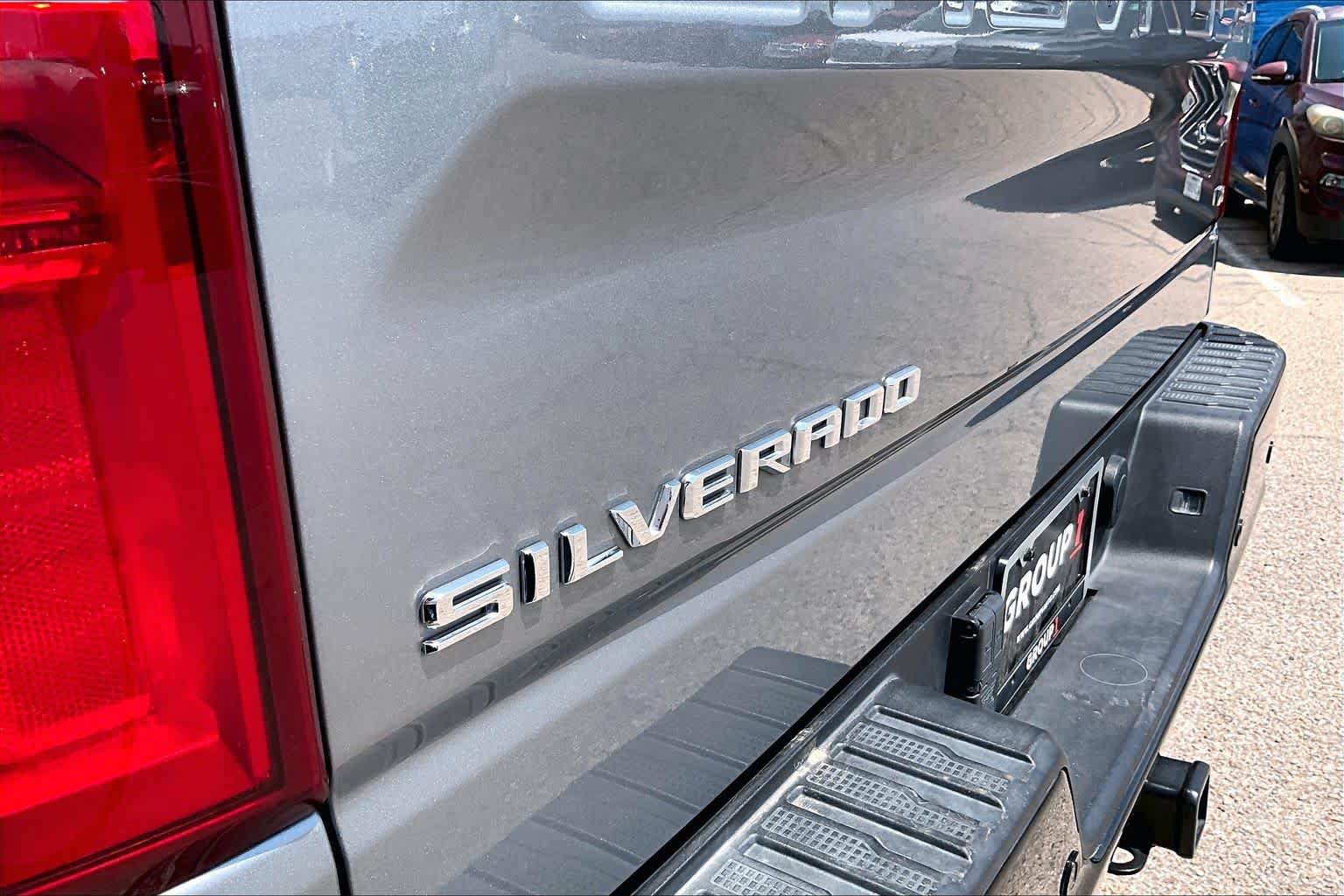 Used 2024 Chevrolet Silverado 1500 LT Trail Boss w/ LT Trail Boss Premium Package AWD/4WD image 10