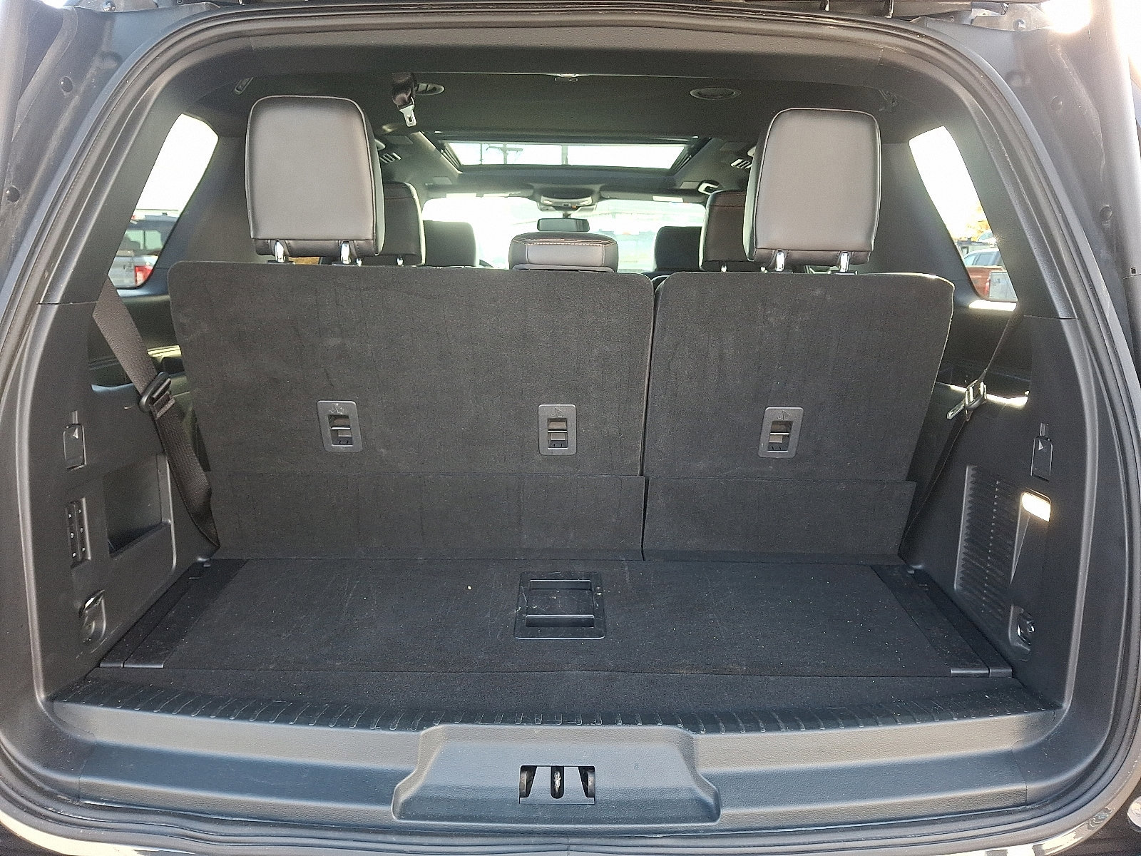 Certified 2024 Ford Expedition Platinum image 30