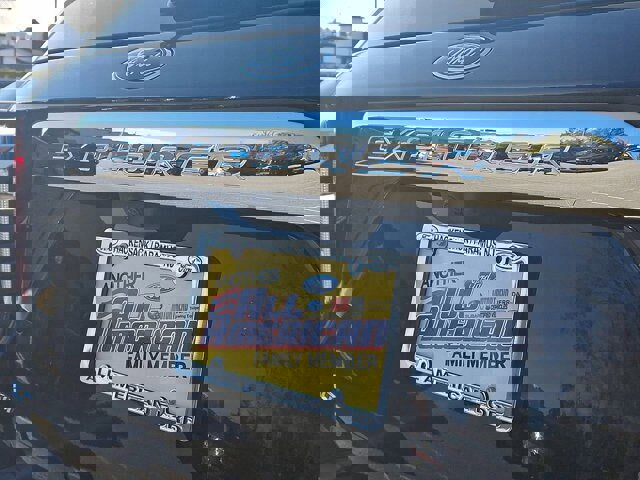 Certified 2022 Ford Explorer XLT w/ Equipment Group 202A image 27