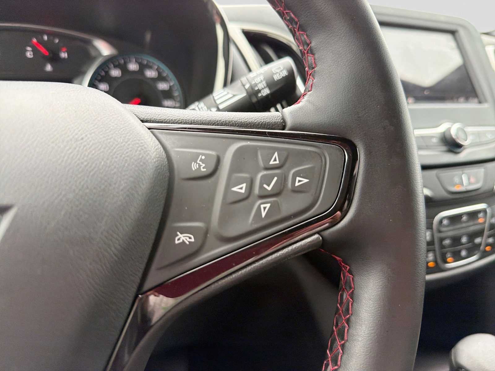 Used 2023 Chevrolet Equinox RS w/ LPO, Floor Liner Package AWD/4WD image 24