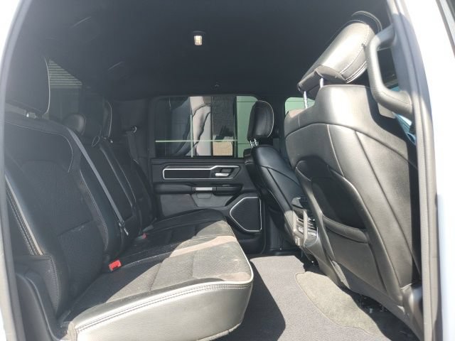 Used 2023 RAM 1500 Laramie AWD/4WD image 19