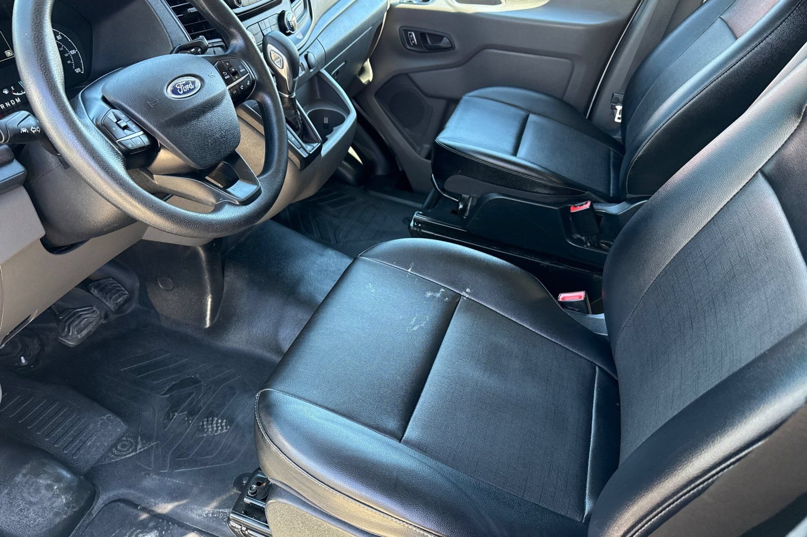Certified 2023 Ford Transit 250 Medium Roof AWD image 11