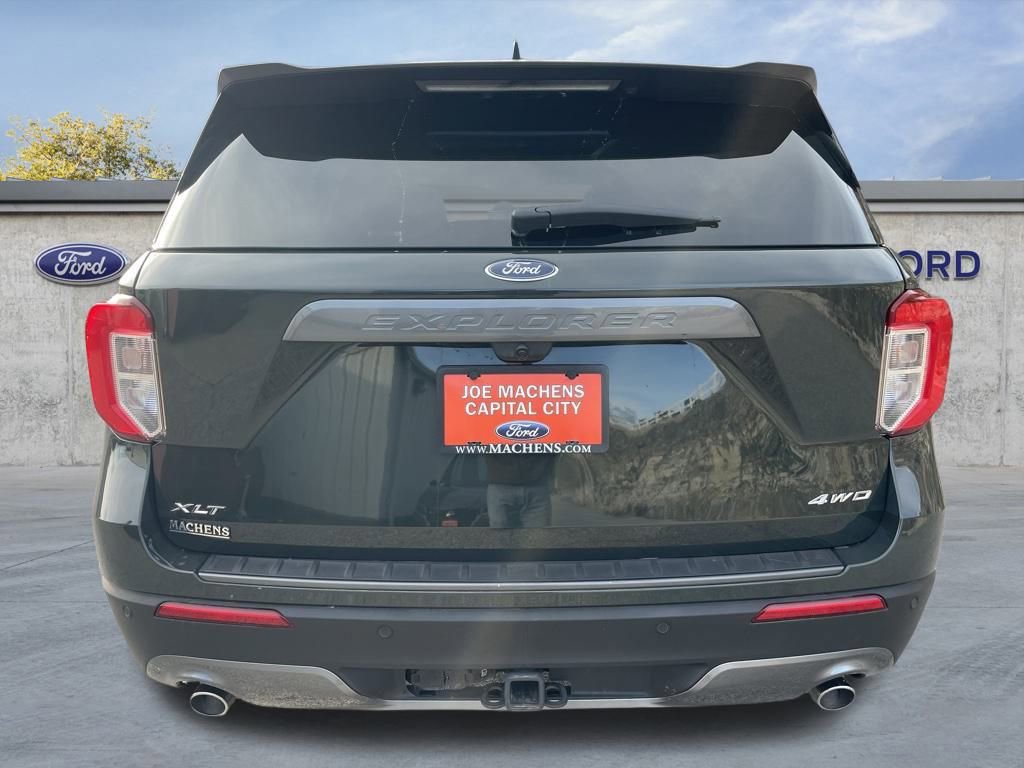 Certified 2024 Ford Explorer XLT w/ Equipment Group 202A image 4