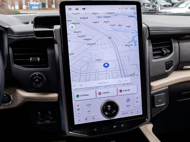 Certified 2024 Ford Expedition Platinum image 20