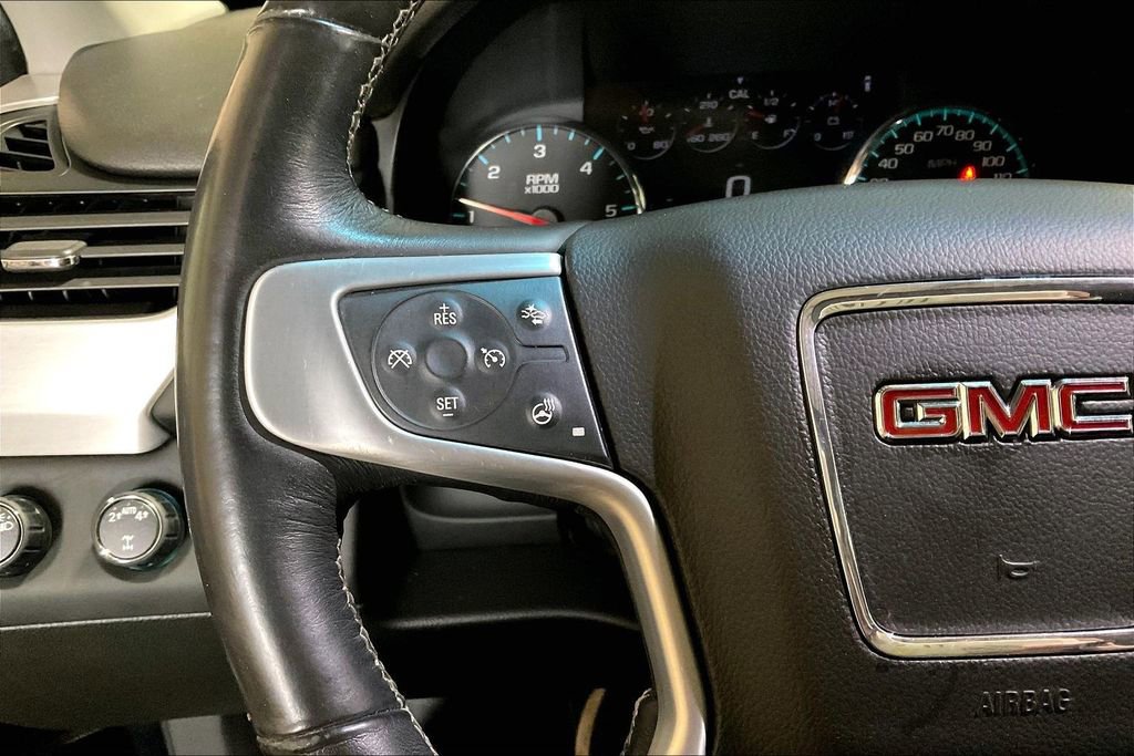 Used 2017 GMC Yukon XL SLT w/ Premium Edition AWD/4WD image 17