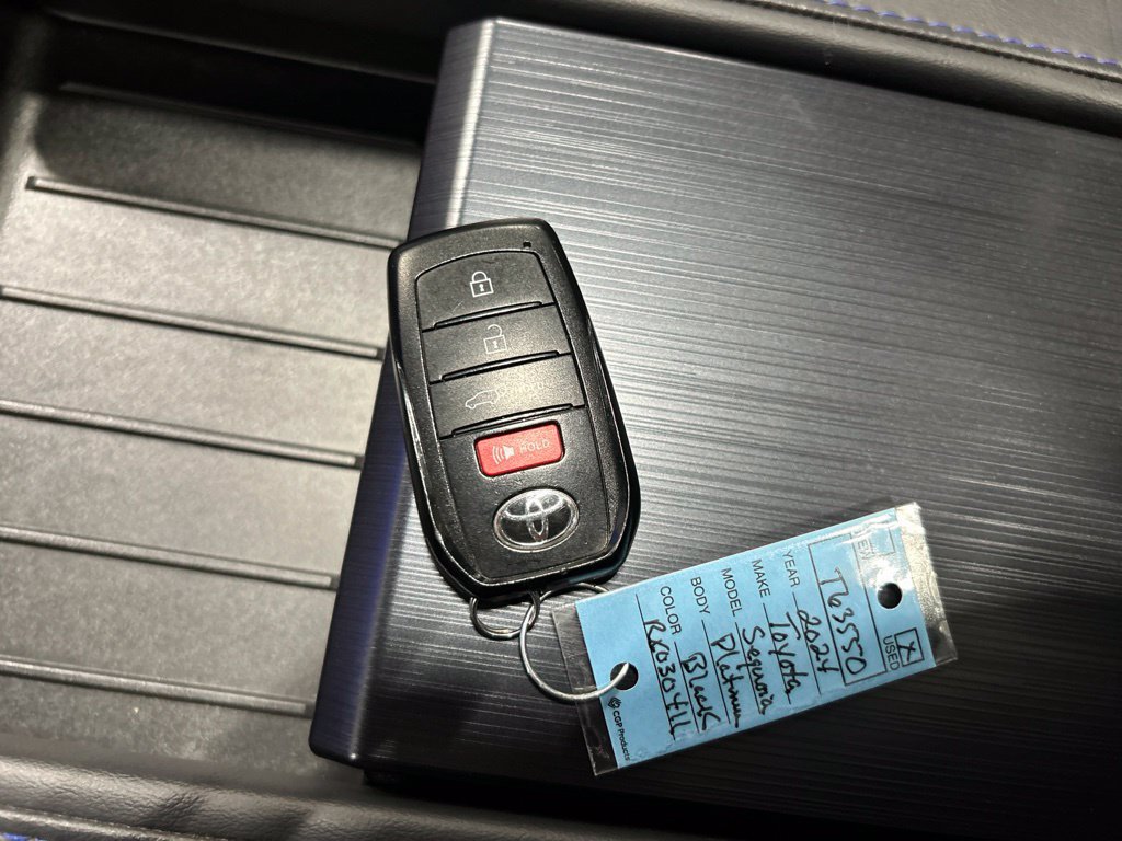 Used 2024 Toyota Sequoia Platinum AWD/4WD image 26