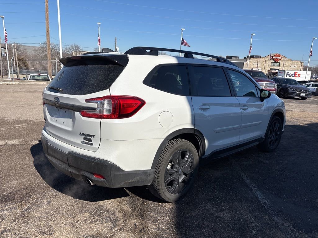 Used 2025 Subaru Ascent Bronze Edition w/ Popular Package #2 image 4