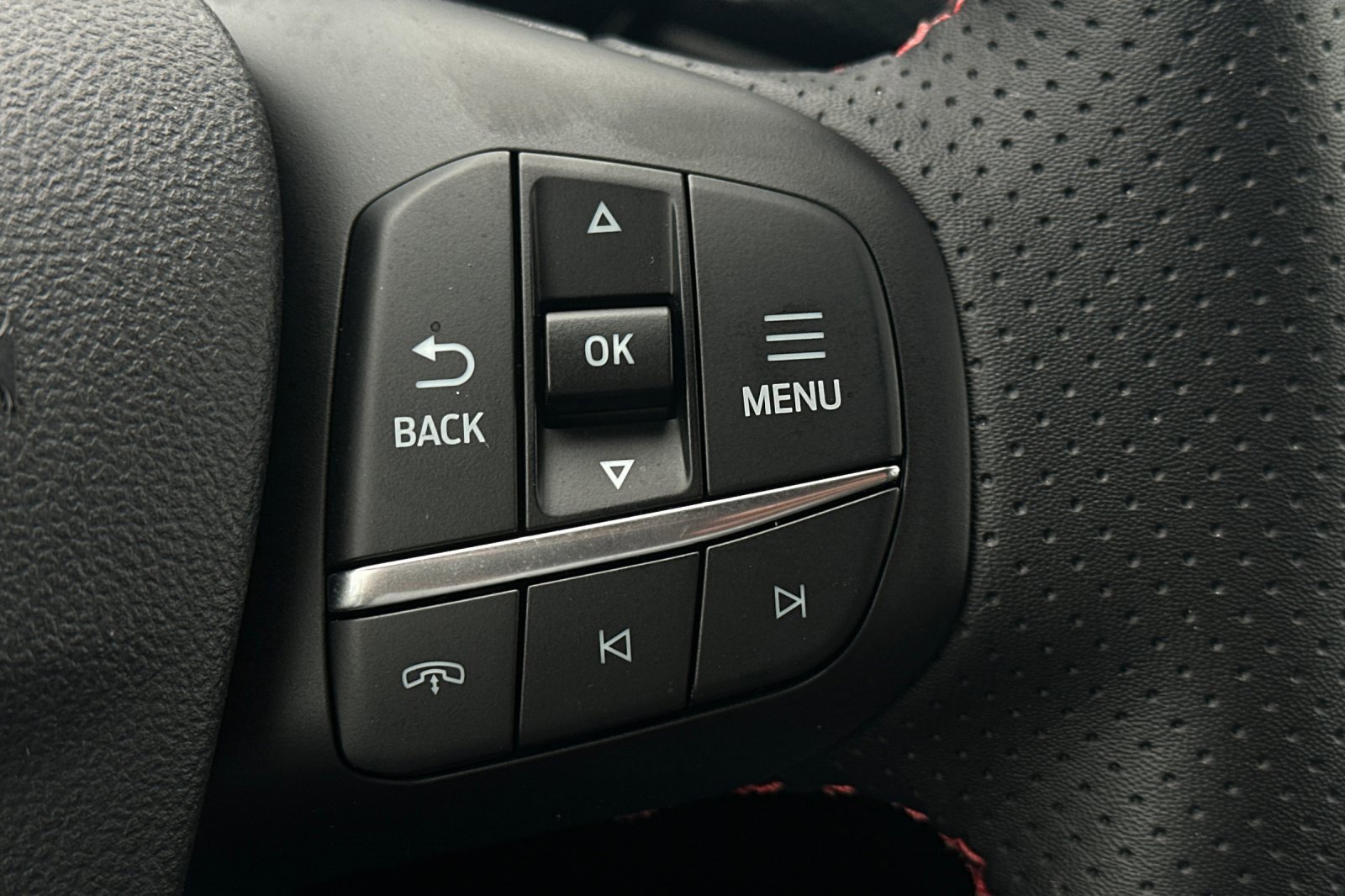 Certified 2025 Ford Escape ST-Line Elite w/ Tech Pack #2 image 29