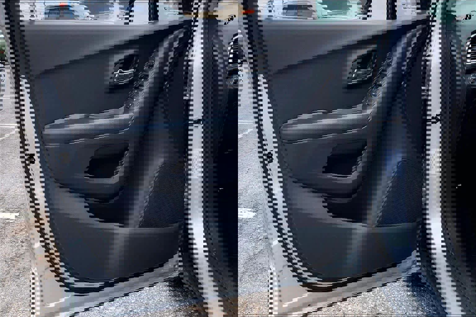 Used 2022 Chevrolet Trax LT w/ Driver Confidence Package image 21