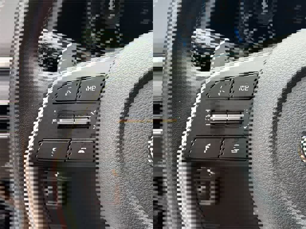 Used 2023 Hyundai Sonata Limited w/ Preferred Accessory Package image 22