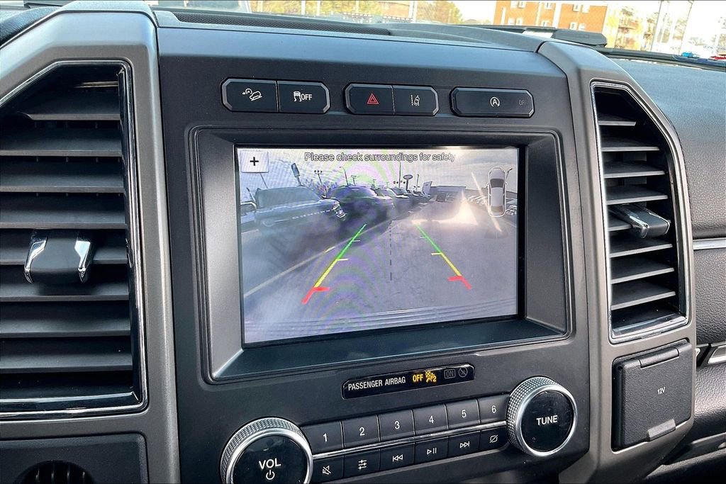 Certified 2019 Ford Expedition XLT w/ Equipment Group 202A image 18