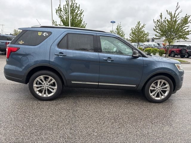 Certified 2019 Ford Explorer XLT w/ Equipment Group 202A AWD/4WD image 8