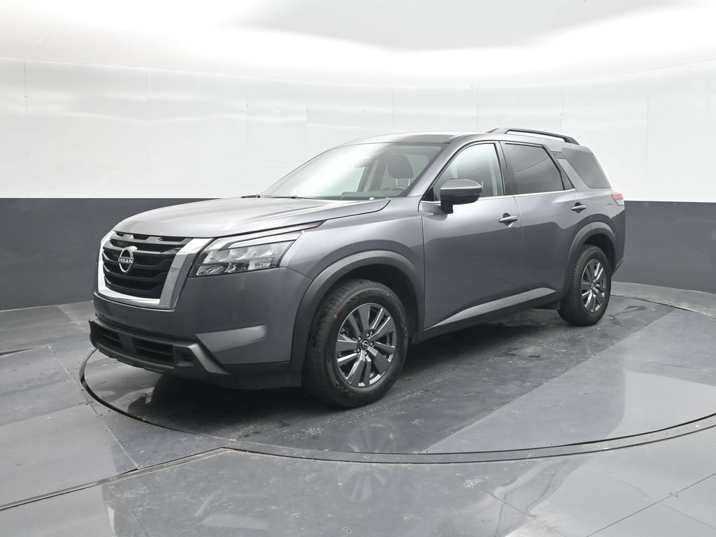 Used 2025 Nissan Pathfinder SV FWD video 1