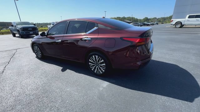 Used 2025 Nissan Altima 2.5 SV FWD image 6