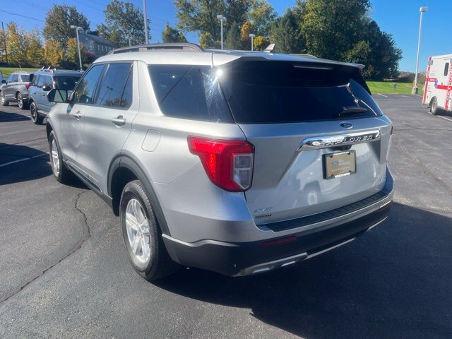 Certified 2023 Ford Explorer XLT w/ Equipment Group 202A AWD/4WD image 7