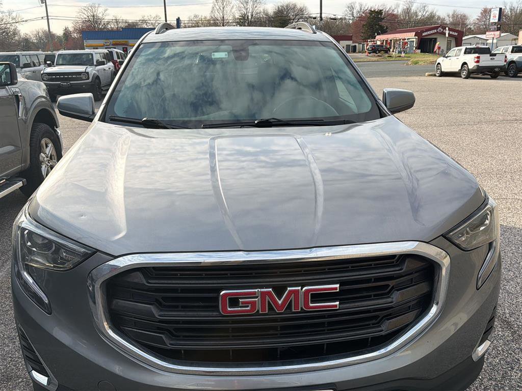 Used 2018 GMC Terrain SLE w/ Driver Convenience Package image 5