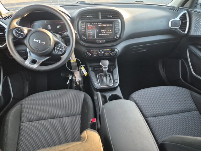 Used 2024 Kia Soul LX FWD image 29