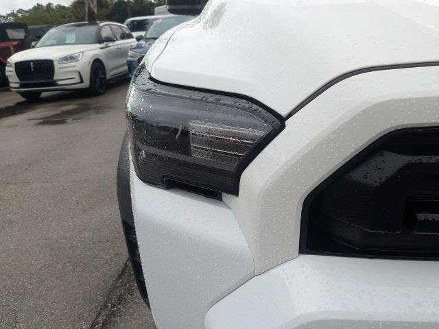 Used 2026 Toyota 4Runner SR5 AWD/4WD image 10