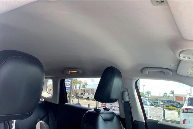 Used 2018 Jeep Compass Latitude w/ Popular Equipment Group FWD image 20