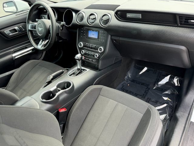 Certified 2019 Ford Mustang Coupe RWD image 32
