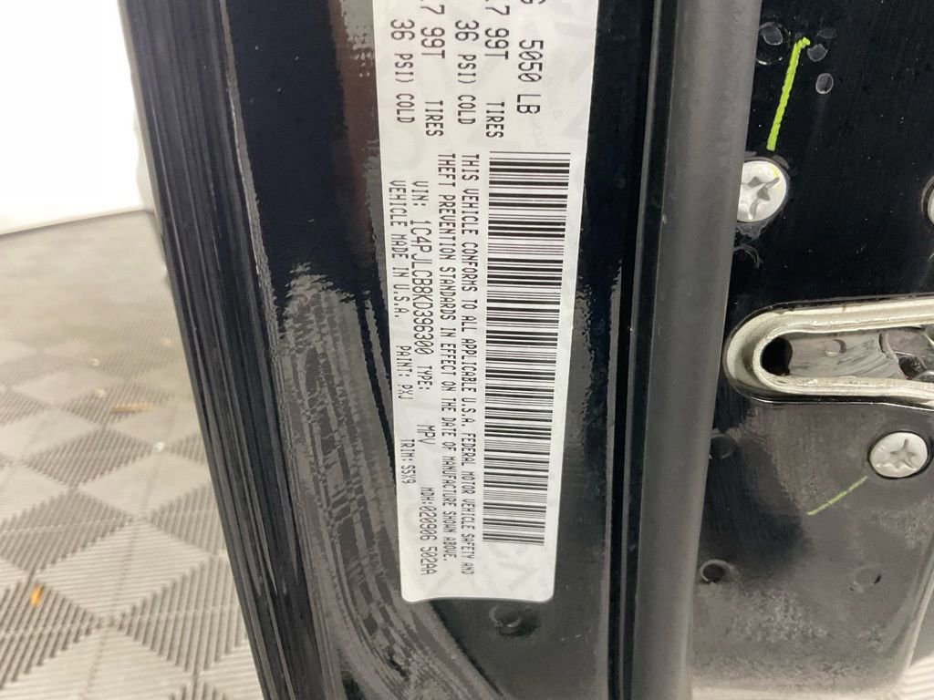 Used 2019 Jeep Cherokee Latitude w/ Popular Appearance Group image 25