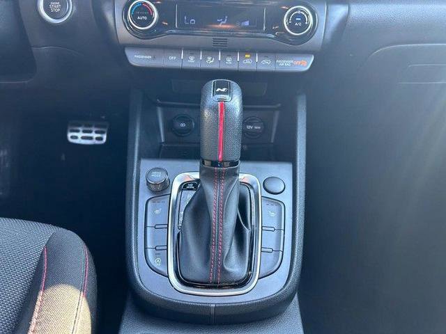 Used 2022 Hyundai Kona N Line w/ Tech Package image 17