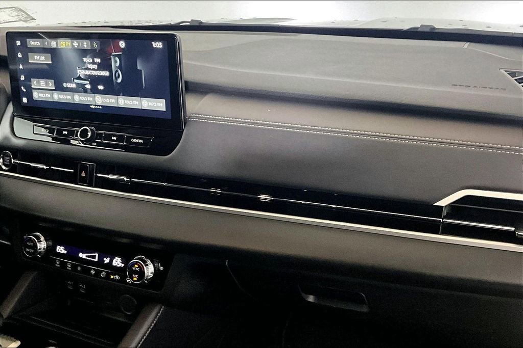 Used 2025 Mitsubishi Outlander SE AWD/4WD image 12