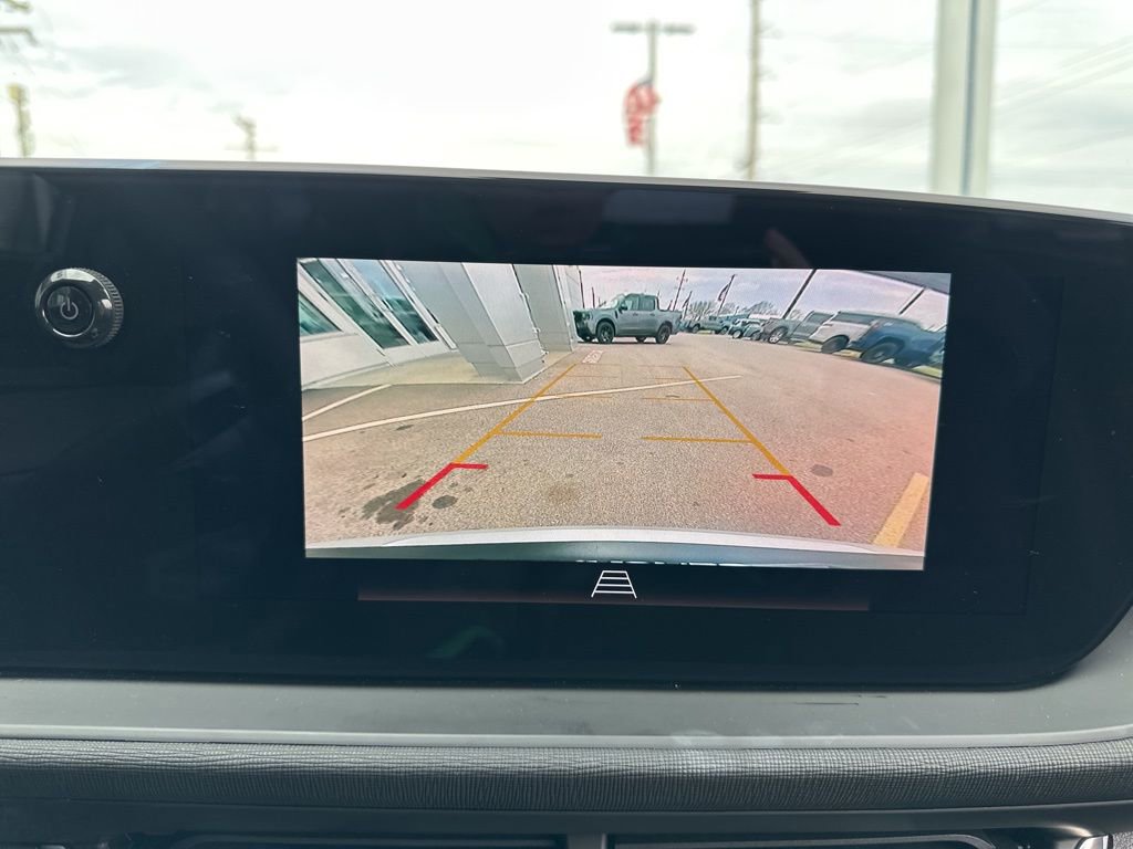 Used 2025 Buick Envista Preferred image 45