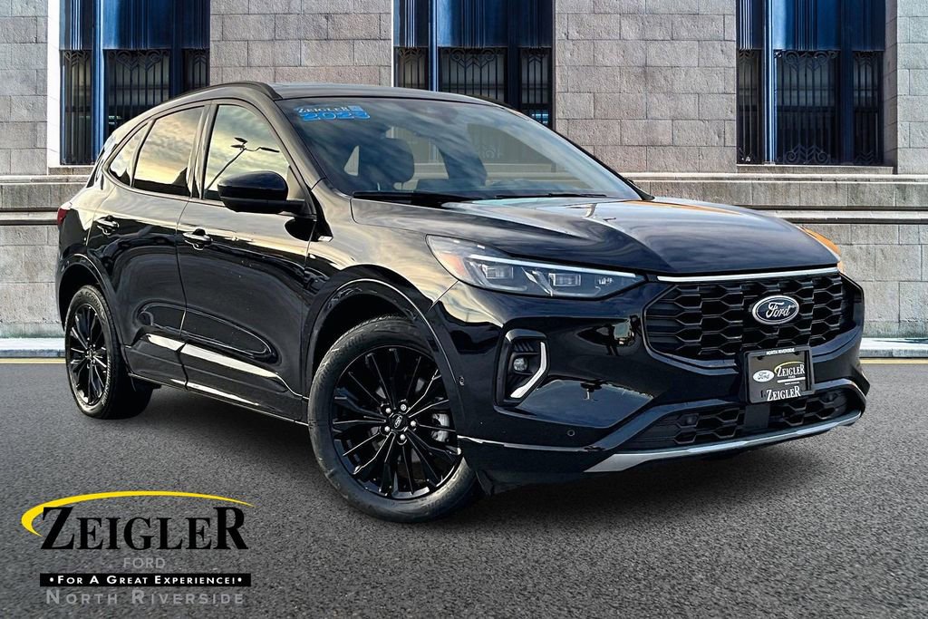 Certified 2023 Ford Escape ST-Line Elite w/ Premium Technology Package AWD/4WD image 1