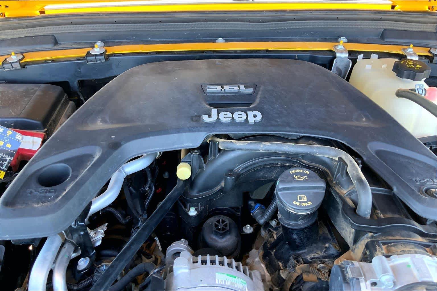 Used 2020 Jeep Wrangler Unlimited Sport S AWD/4WD image 32