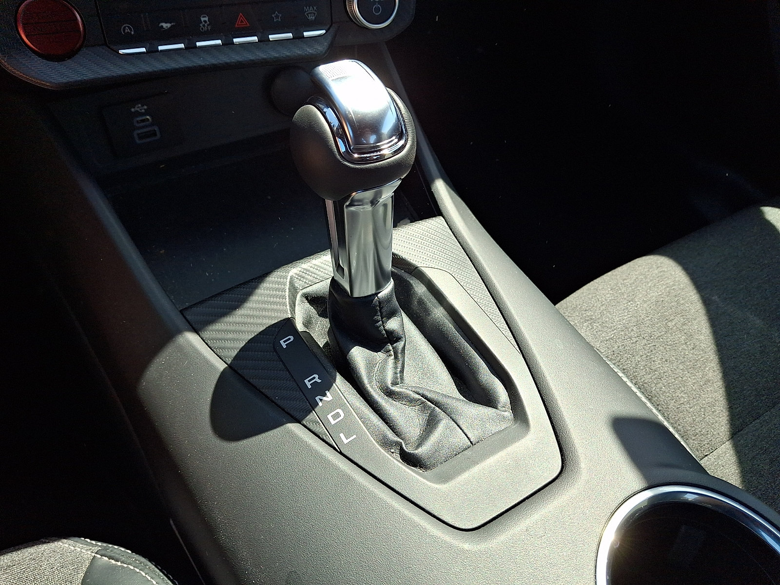 Certified 2025 Ford Mustang Coupe RWD image 18