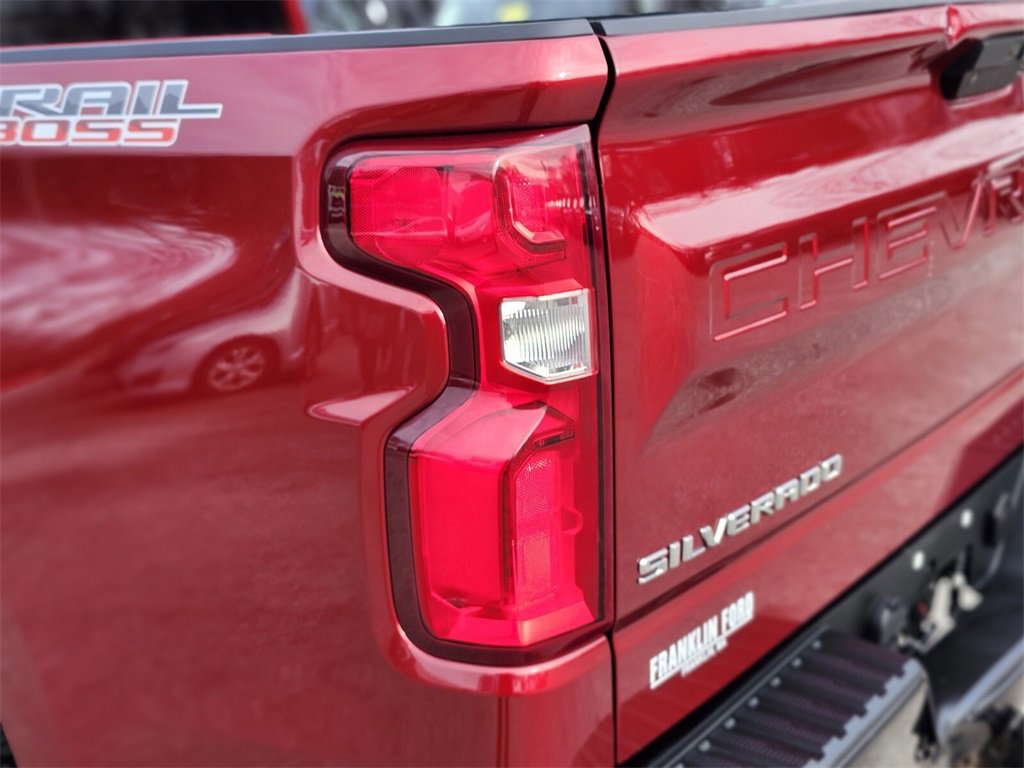 Used 2019 Chevrolet Silverado 1500 LT Trail Boss image 9
